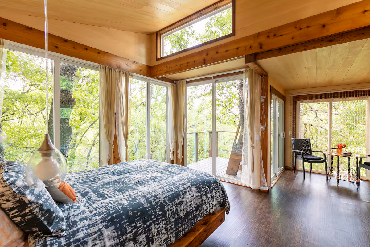 Viewpoint Treehouse luxury outdoor experience